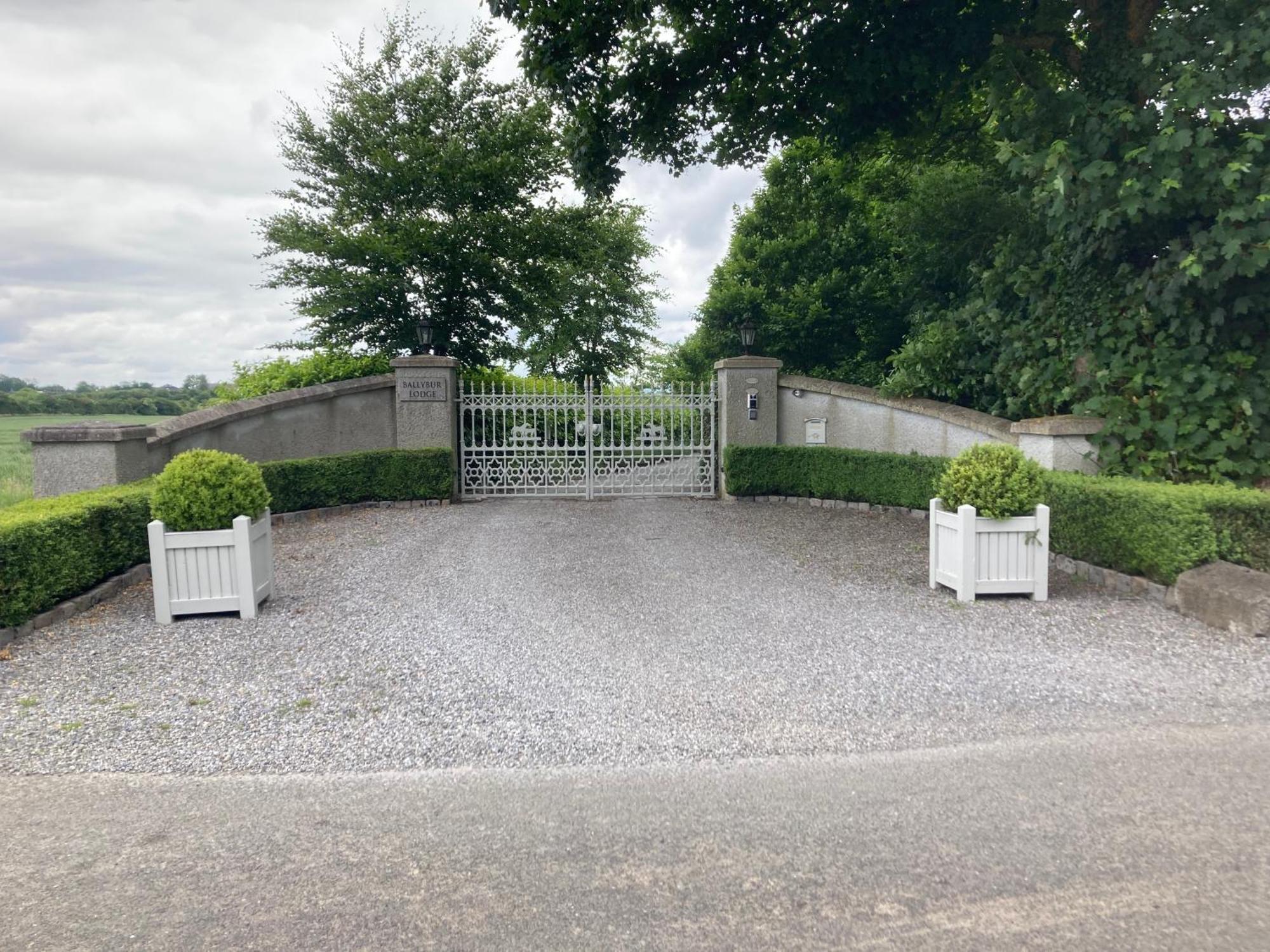 Ballybur Lodge Cuffesgrange Екстер'єр фото